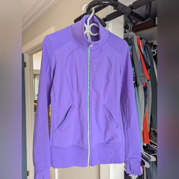 Lululemon In Stride Jacket - Picture 8 of 8